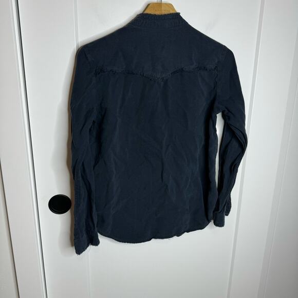 Anthropologie Cloth & Stone Navy Blue Frayed Edges Button Down Shirt Size XS - Picture 4 of 5